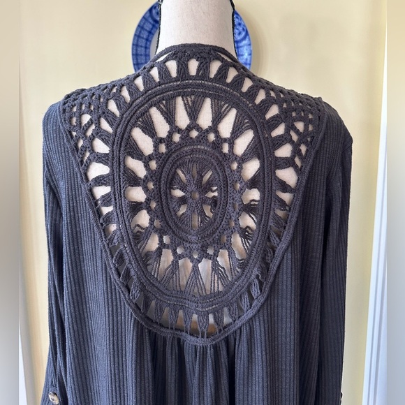Maurice’s | Dark Gray Ribbed Open Front Boho Cardigan with Crocheted Back Detail - Picture 3 of 8